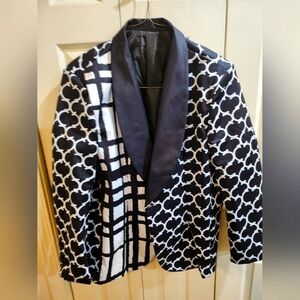 Stylish Black and White Men's Blazer